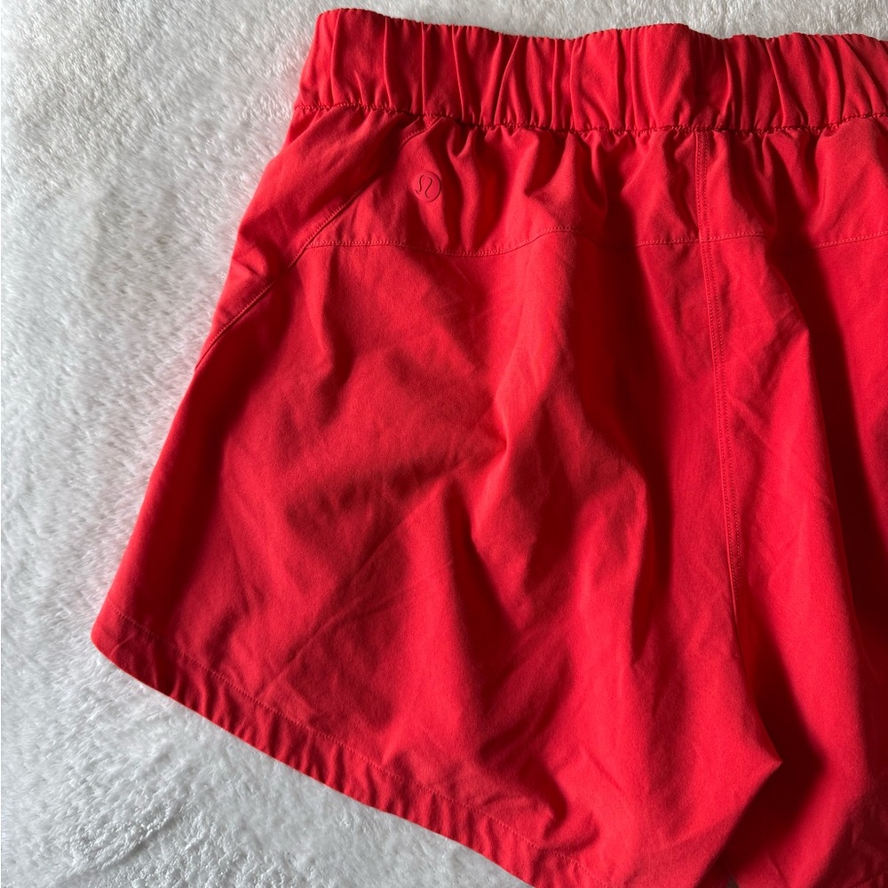 lululemon shorts stroll at sundown bright red mid rise 3” inseam women’s size 6